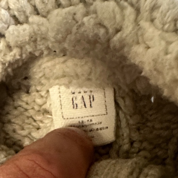 GAP - Cozy Heavy weight Cable Knit Sweater - Cream - Picture 3 of 3